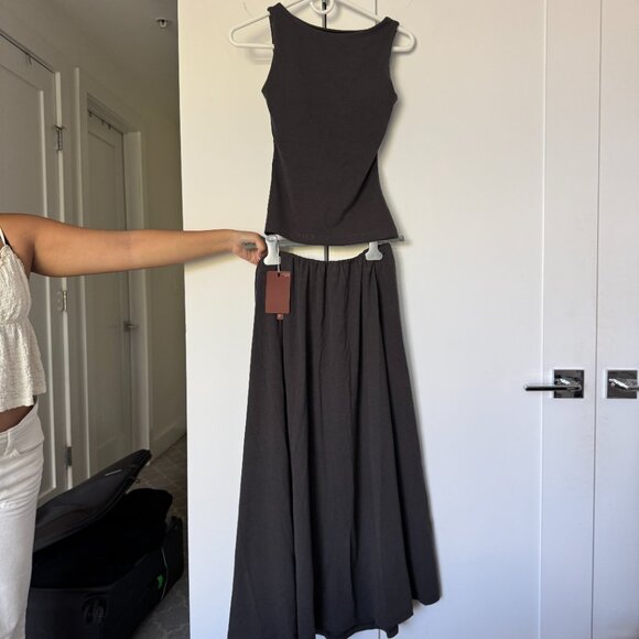 OGL Move 2Pcs Set Stretch Cotton Boatneck Tank & Maxi Skirt with Pockets - Picture 2 of 4